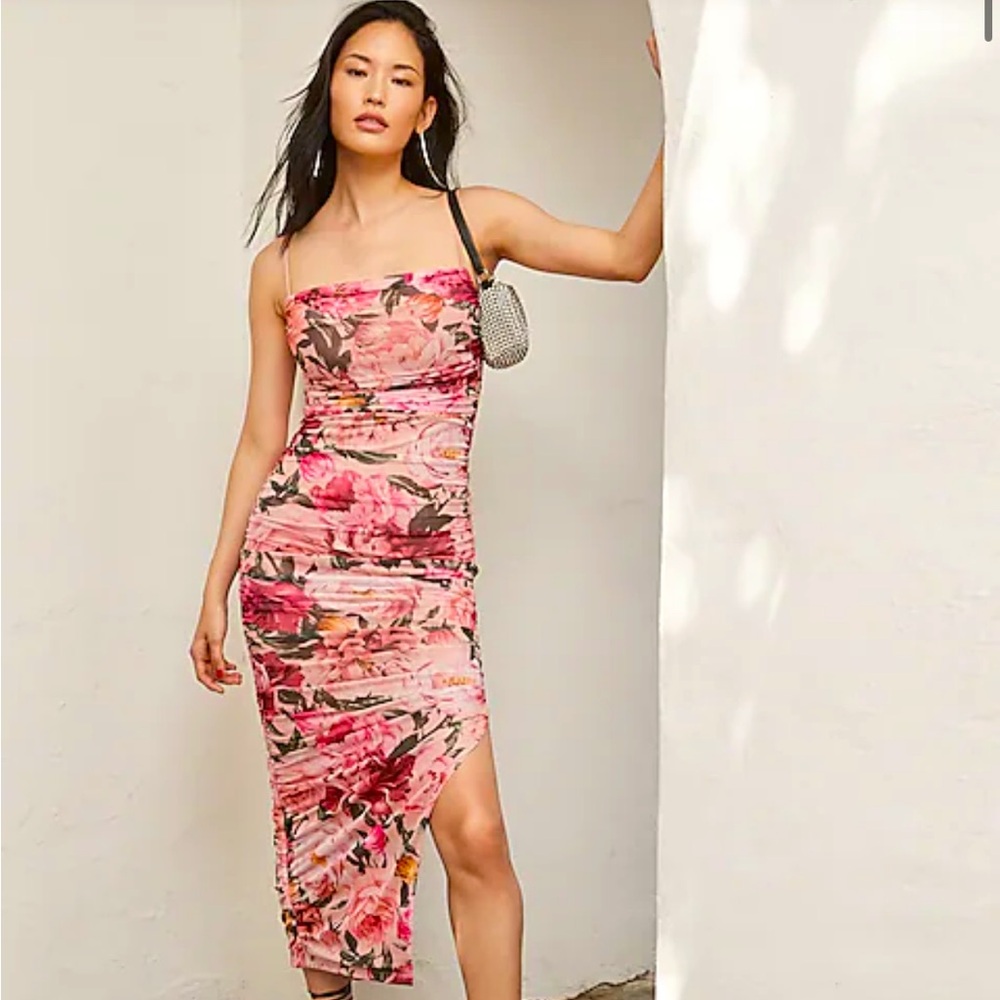 Express Body Contour Floral Print Ruched Mesh Midi Dress